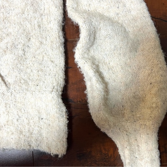 ASTR The Label Wrap Style Sweater Cream Boucle Balloon Sleeve Pullover Size XS - Picture 6 of 10